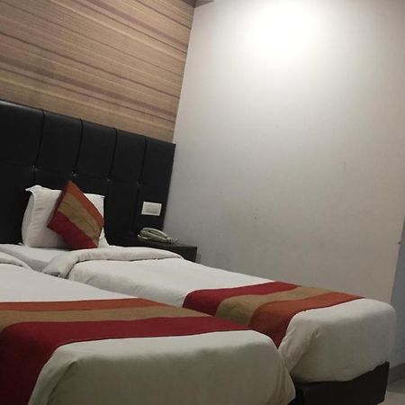 Hotel Patliputra Nirvana Patna  Bagian luar foto