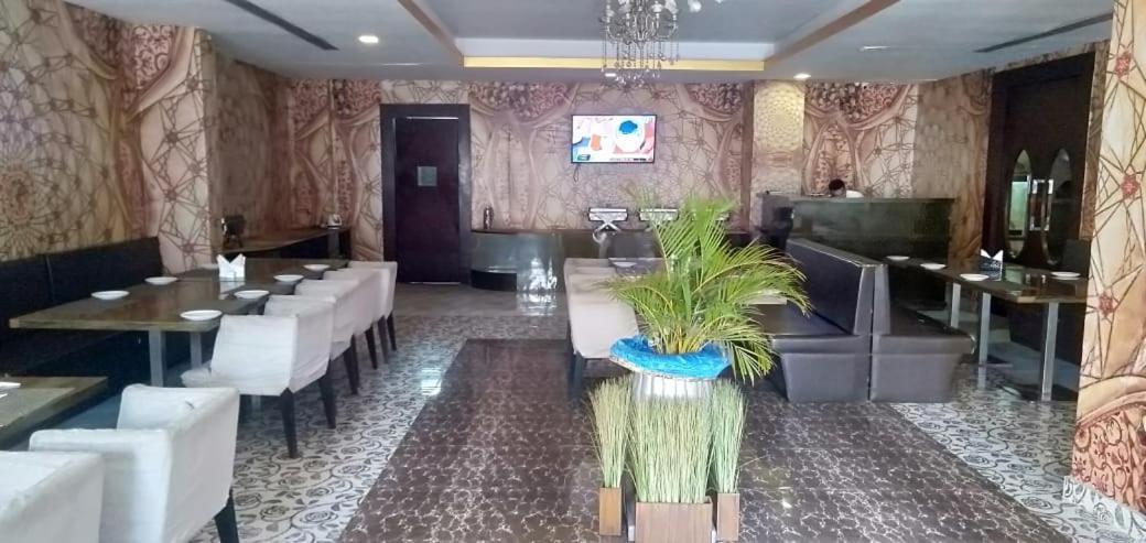 Hotel Patliputra Nirvana Patna  Bagian luar foto