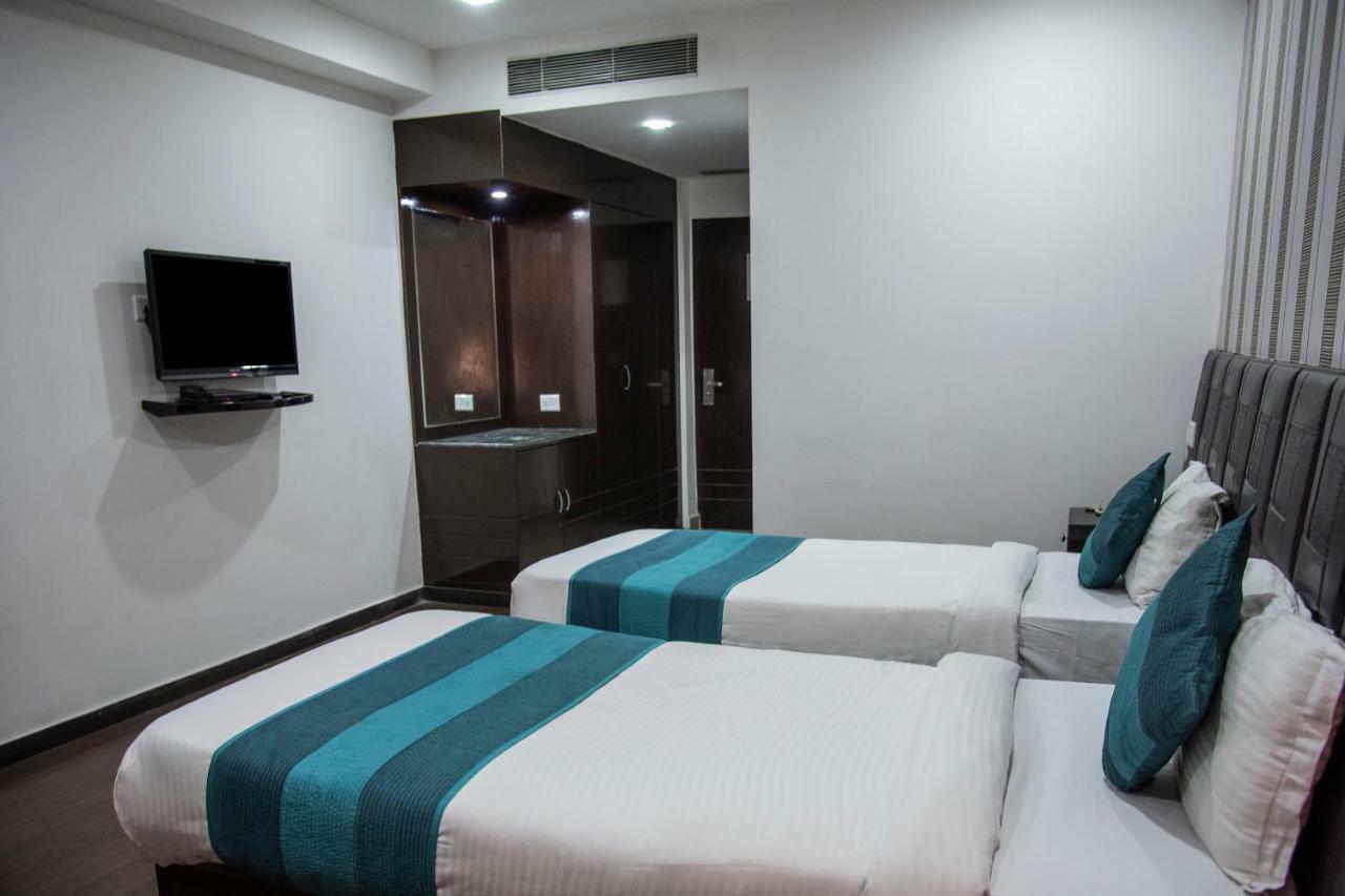 Hotel Patliputra Nirvana Patna  Bagian luar foto